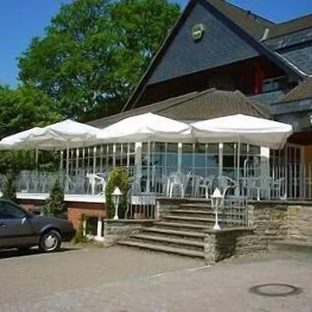 Restaurant Zum Jaegerheim Mit Innenpool 3*