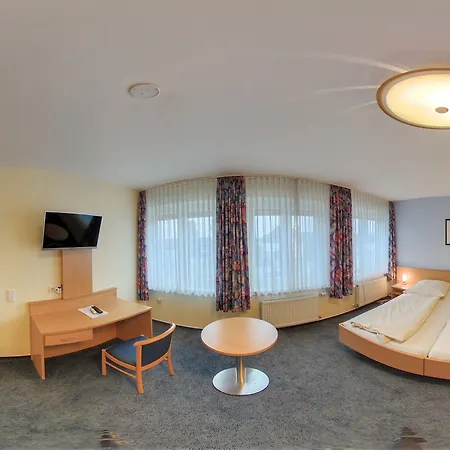 Hotel Restaurant Zum Jaegerheim Mit Innenpool Wendeburg
