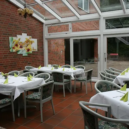 Hotel Restaurant Zum Jaegerheim Mit Innenpool Wendeburg