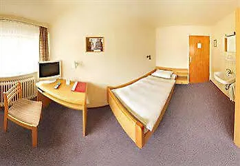 Hotel Restaurant Zum Jaegerheim Mit Innenpool Wendeburg