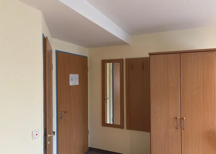 Hotell Restaurant Zum Jaegerheim 3*